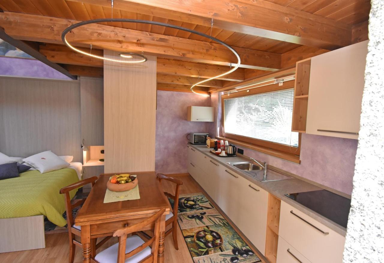 Albergo Ristorante Conca Azzurra Colico Extérieur photo