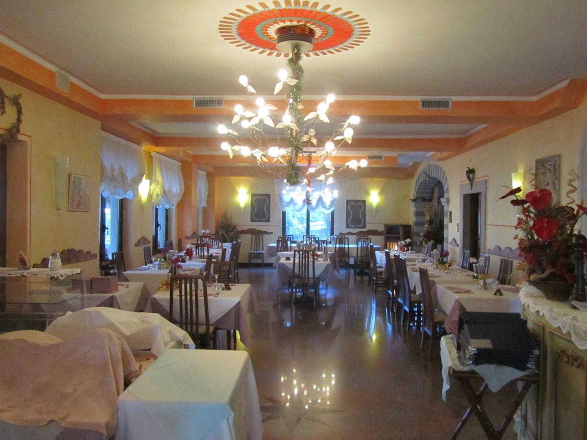 Albergo Ristorante Conca Azzurra Colico Extérieur photo