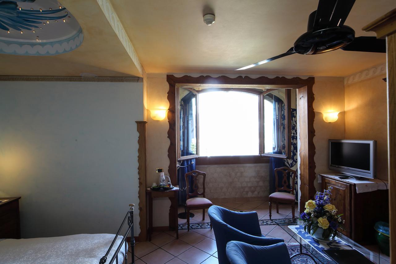 Albergo Ristorante Conca Azzurra Colico Extérieur photo