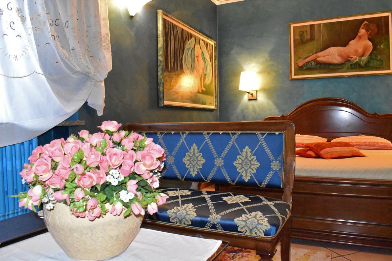 Albergo Ristorante Conca Azzurra Colico Extérieur photo